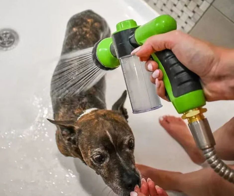 IzzyPet™ Dog Shower Wizard